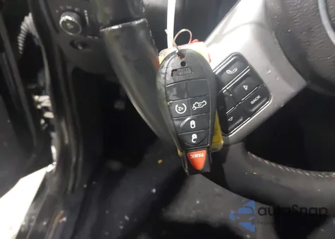 2013 Jeep Grand Cherokee Laredo Trailhawk из США, поврежденный, VIN 1C4RJFAT1DC577804